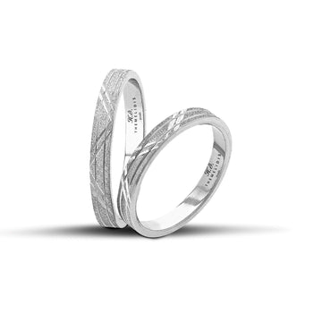 Μοντέρνες λευκόχρυσες βέρες γάμου 3mm με ματ επιφάνεια και λουστρέ γραμμές, χειροποίητης κατασκευής με ανατομικό σχεδιασμό.